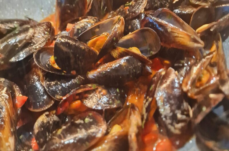 Impepata di Cozze al Pomodoro